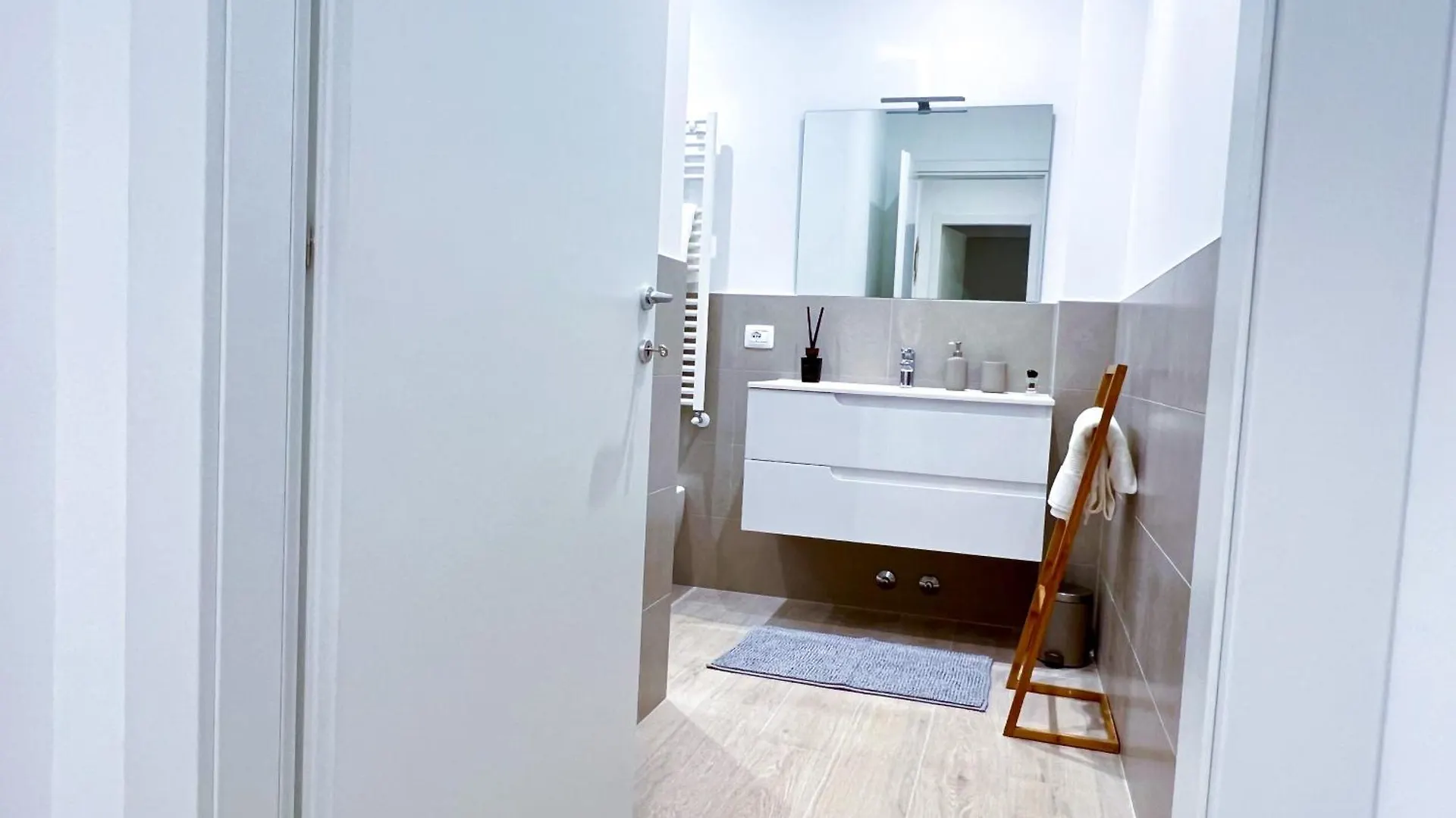 The Boutique Houses - Hebrew Quarter Milan Aparthotel