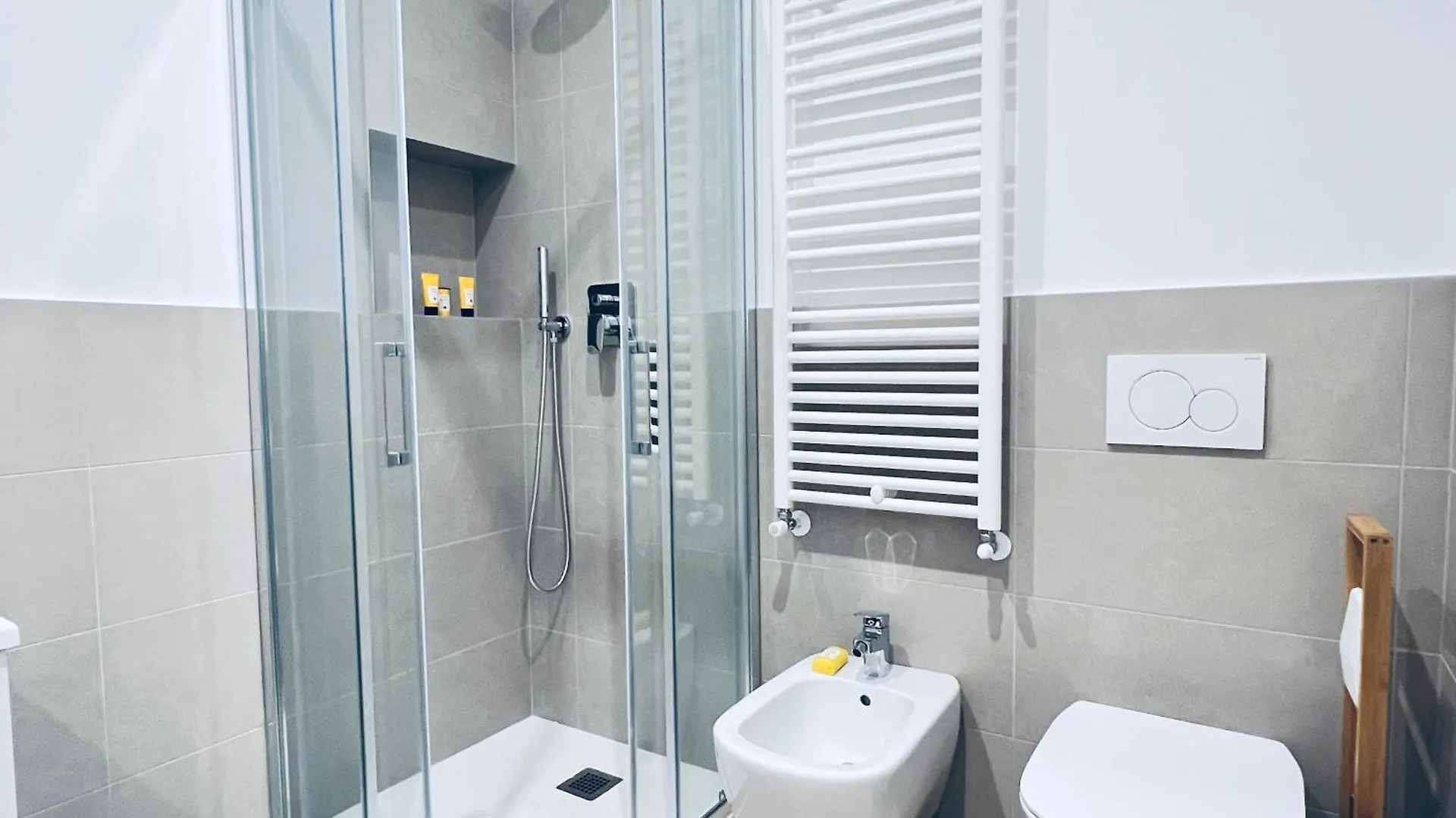The Boutique Houses - Hebrew Quarter Milan Aparthotel